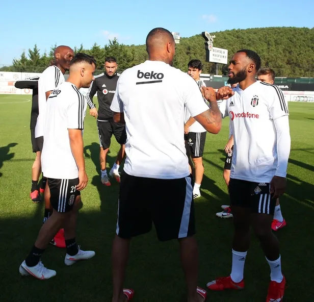 son-dakika-besiktasta-kevin-prince-boateng-takima-veda-etti-1595527617573.jpeg Son dakika: Beşiktaş'ta Kevin-Prince Boateng takıma veda etti-3