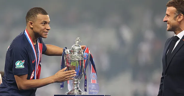 Kylian Mbappe FIFA'dan özel izinle resmen Real Madrid'de