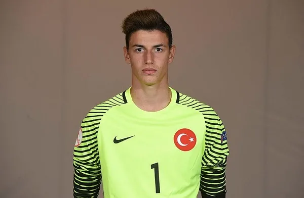 İspanyol devi Atletico Madrid Fenerbahçeli Berke Özer'e talip! - 1