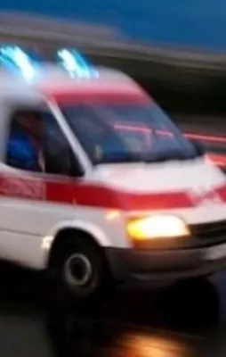 Bitlis'te polisleri taşıyan minibüs devrildi