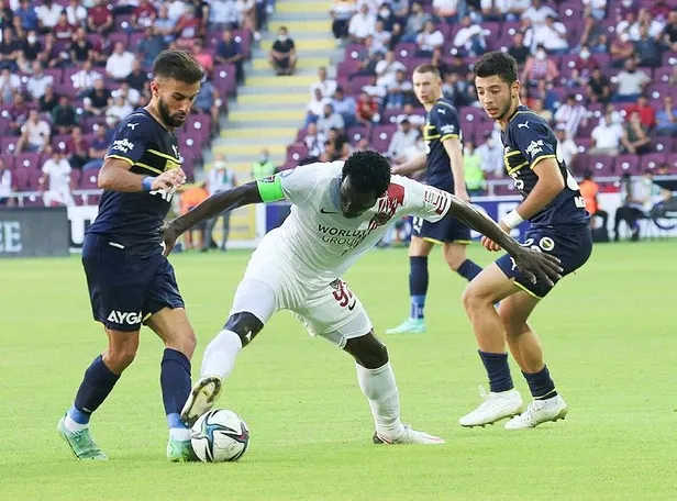 fenerde-hataya-yer-yok-hatayspor-1-2-fenerbahce-mac-sonucu-ozet-1632668350926.jpeg Fener'de 'Hatay'a yer yok! (Hatayspor 1-2 Fenerbahçe MAÇ SONUCU ÖZET)-4