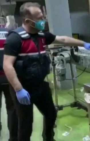 Son dakika: Jandarmadan dezenfektan operasyonu: 45 bin litre ele geçirildi