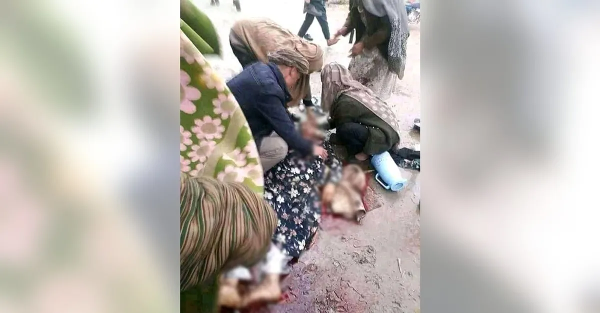 Taliban verdiği ılımlı mesajlara rağmen bir kadını burka giymediği için infaz etti