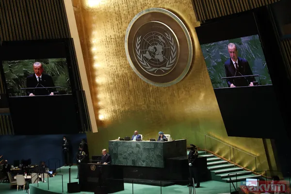 Dünya, Başkan Recep Tayyip Erdoğan'ı izledi! İşte BM'deki tarihi konuşmadan kareler... - 27