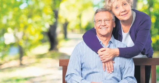 Emekliye enflasyon zammı! Enflasyon tahmini değişti: Bağ-Kur ve SSK'lıya en az yüzde 40 zam göründü