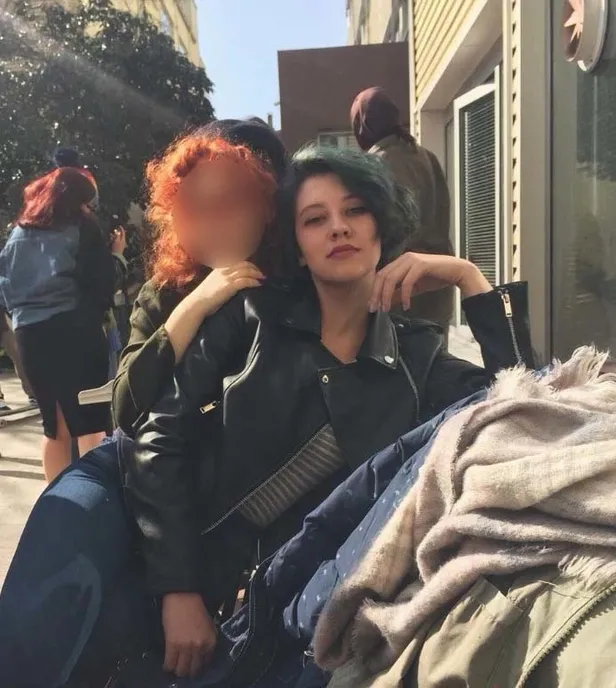 sedefnur-caglar-oldu-mu-saglik-durumu-nasil-sedefnur-caglar-kimdir-kac-yasinda-hangi-okulda-okuyor-1641819759760.jpg Sedefnur Çağlar kimdir, kaç yaşında, hangi okulda okuyor? Sedefnur Çağlar öldü mü, sağlık durumu nasıl?-4