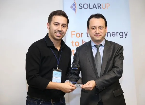 kalyon-pv-yenilenebilir-enerji-alanindaki-atilimlarina-solarup-hizlandirma-programiyla-bir-yenisini-daha-ekled-1668166427472.jpeg Kalyon PV yenilenebilir enerji alanındaki atılımlarına SolarUp Hızlandırma Programıyla bir yenisini daha ekledi-3