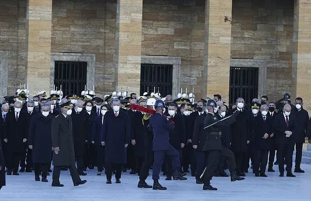 Başkan Erdoğan, Atatürk'ün ebediyete intikalinin 83. yılı nedeniyle Anıtkabir'deki resmi törene katıldı-3