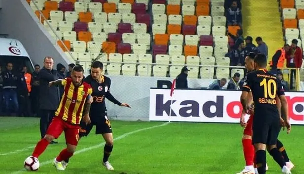 Erman Toroğlu'ndan Galatasaraylı oyunculara flaş eleştiri: Kiralık askerler-4