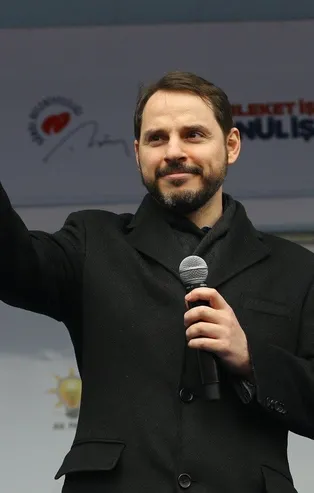 Bakan Albayrak baba ocağı Trabzon'da: "İnşallah bir kez daha..."