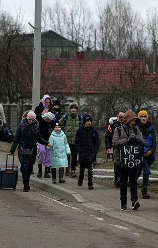 Dakika dakika Rusya-Ukrayna savaşı! Çernobil Nükleer Enerji Santrali için uyarı! Zelenskiy duyurdu: İnsani yardım koridoru...
