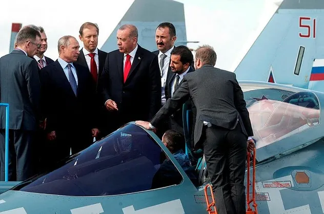 Başkan Erdoğan yakından incelemişti! İşte "görünmez uçak" SU-57'nin dikkat çeken özellikleri