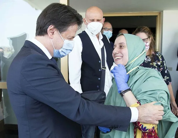 MİT'in kurtardığı İtalyan Ayşe Romano nasıl Müslüman olduğunu anlattı: Birçok ayet beni kalbimden vurdu-3