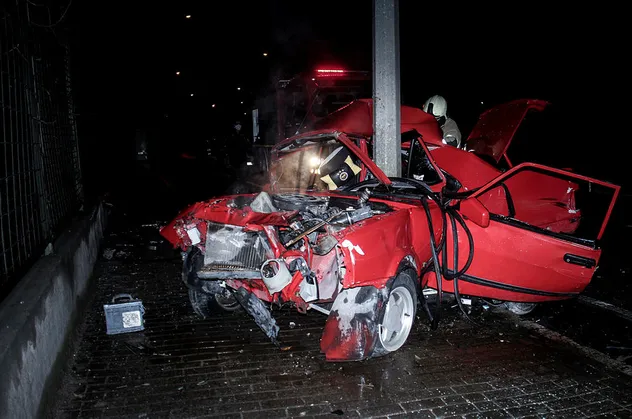 Araç kontrolden çıktı, sürücü araçtan fırladı! Bursa'da korkunç kaza