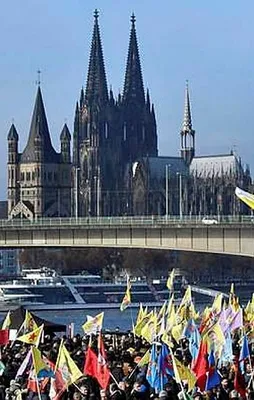 Almanya teröristleri koruyor