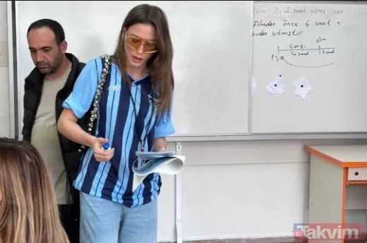 Oy vermeye Adana Demirspor formasıyla gelmişti! Serenay Sarıkaya'nın babasına bakın! Annesi Ümran Seyhan aşka yelken açmıştı... - 3