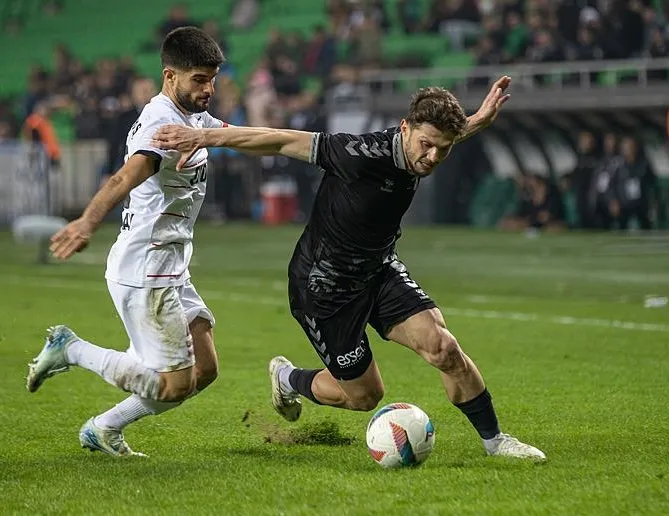 Sakarya’da gülen yok