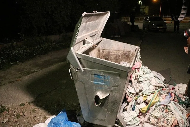 Denizli'de kan donduran olay! Çöp konteynerinde yeni doğmuş bebek cesedi bulundu (DHA)
