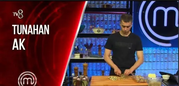 masterchef-tunahan-ak-kimdir-kac-yasinda-masterchef-tunahan-ne-is-yapiyor-1625258804758.jpg Masterchef Tunahan Ak kimdir, kaç yaşında? Masterchef Tunahan ne iş yapıyor?-3
