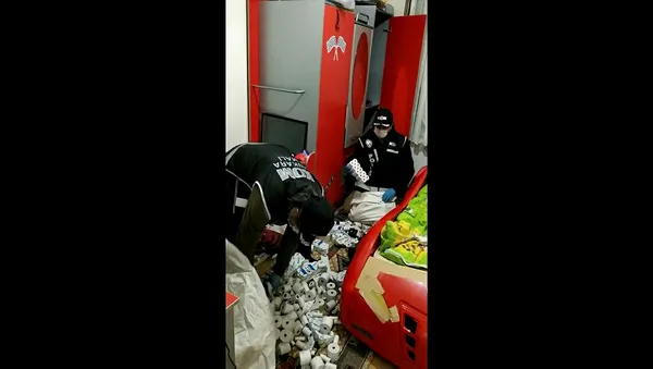 ankarada-pompacilara-operasyon-devleti-5-milyon-zarara-ugratmislar-1612723624575.jpg Ankara'da pompacılara operasyon! Devleti 5 milyon zarara uğratmışlar...-3