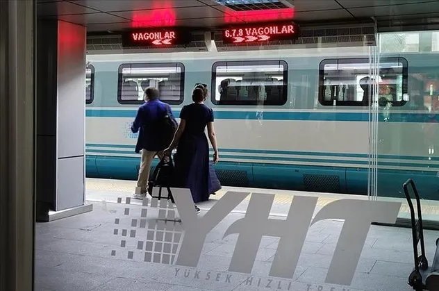 Ankara-İstanbul hattında 'Ekspres YHT' seferleri başladı