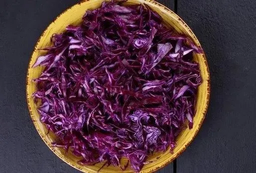 Sivilcelere mor lahana