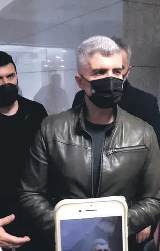 Özcan Deniz eski eşi Feyza Aktan'a açtığı velayet davasını kaybedince olay açıklamalar yaptı! "Verilen kararı.."