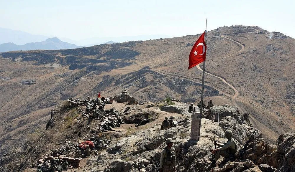 Asker Irak sınırında kahramanlık destanı yazıyor-5