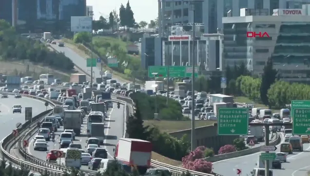 Yollarda bayram yoğunluğu başladı!