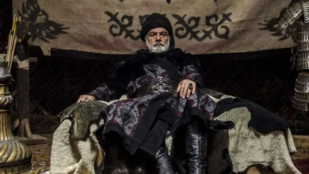 dirilis-ertugruldan-kurulus-osmana-uzanan-buyuk-seruven-hepsi-efsaneler-yaratti-bakin-diziden-kimler-gelmis-gecmis-1639553310133.jpg Hepsi efsaneler yarattı! Bakın diziden kimler gelmiş geçmiş! Diriliş Ertuğrul'dan Kuruluş Osman'a uzanan büyük serüven!-8