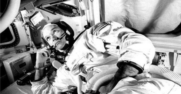 Apollo 11 ekibinin pilotu öldü!