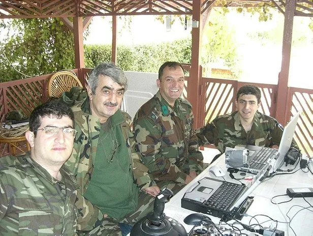 SİHA'ların babası Özdemir Bayraktar için "taziye ve anı defteri" açıldı! Duygulandıran mesajlar-3