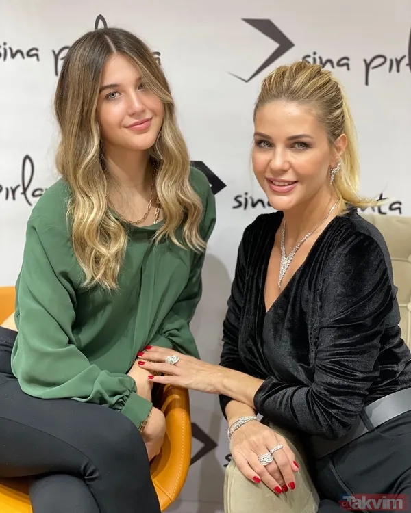 Yeşilçam'ın yakışıklı jönü Kartal Tibet oğluyla aynı filmdeymiş! Yıllar sonra ortaya çıktı! Meğer Müslüm Gürses'in Mutlu Ol Yeter filminde... - 48