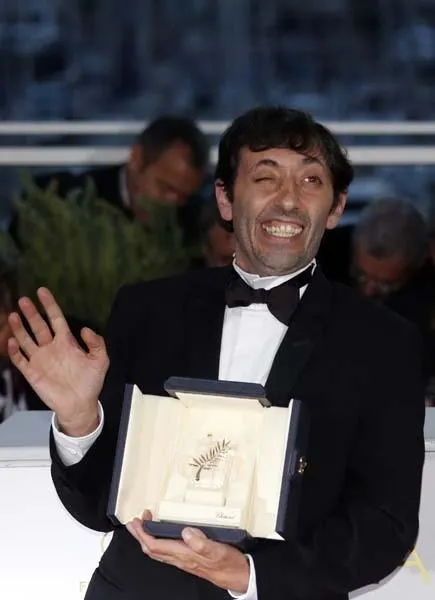 Asia Argento Cannes'e damga vurdu! Sahneye çıktı ve 'tecavüze uğradım' dedi...-3