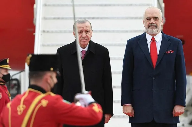 Başkan Erdoğan'dan Arnavutluk'ta depremzedeler için inşa edilen konutların teslim töreninde önemli açıklamalar