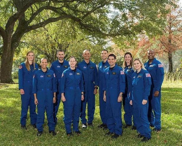 nasa-ay-gorevi-icin-ozel-astronotlari-belirlerdi-turk-vatandasi-deniz-burnham-da-listede-1638909554707.jpeg NASA ay görevi için özel astronotları belirlerdi! Türk vatandaşı Deniz Burnham da listede-5