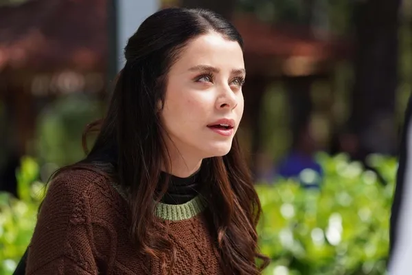 ates-kuslari-yeni-bolumuyle-cok-konusulacak-gulayse-yeni-kavustugu-babasini-kaybediyor-1695284970928.jpg Ateş Kuşları yeni bölümüyle çok konuşulacak! Gülayşe, yeni kavuştuğu babasını kaybediyor!-2