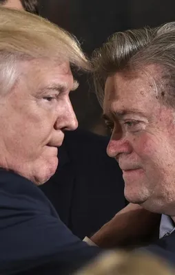 Trump Steve Bannon'un görevine son verdi