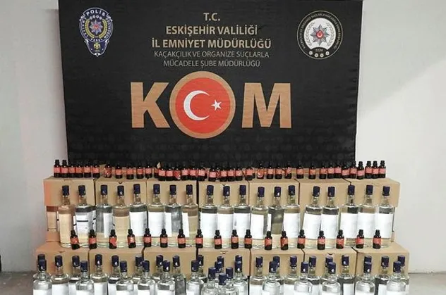 Son dakika: Eskişehir'de etil alkol operasyonu! 1 kişi gözaltına alındı