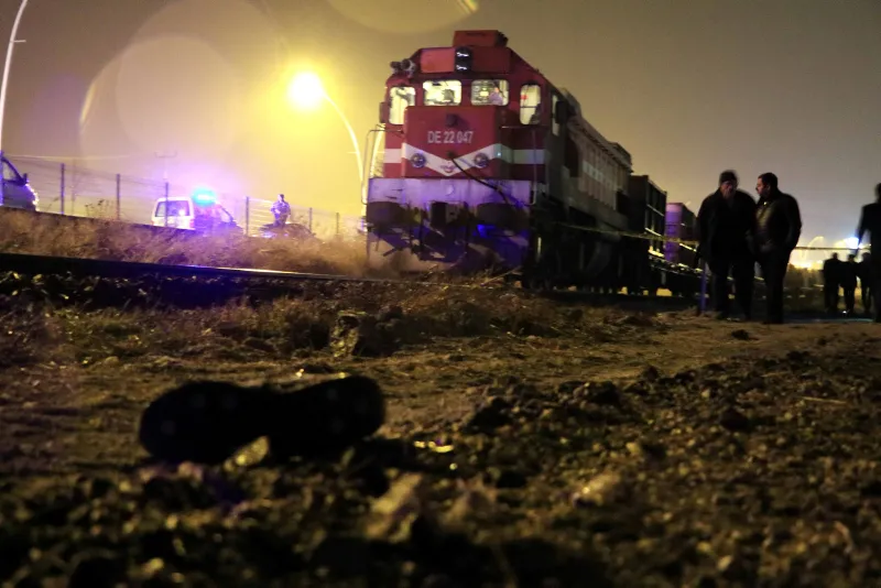 Çankırı'da bir kişi trenin altında kaldı - 1