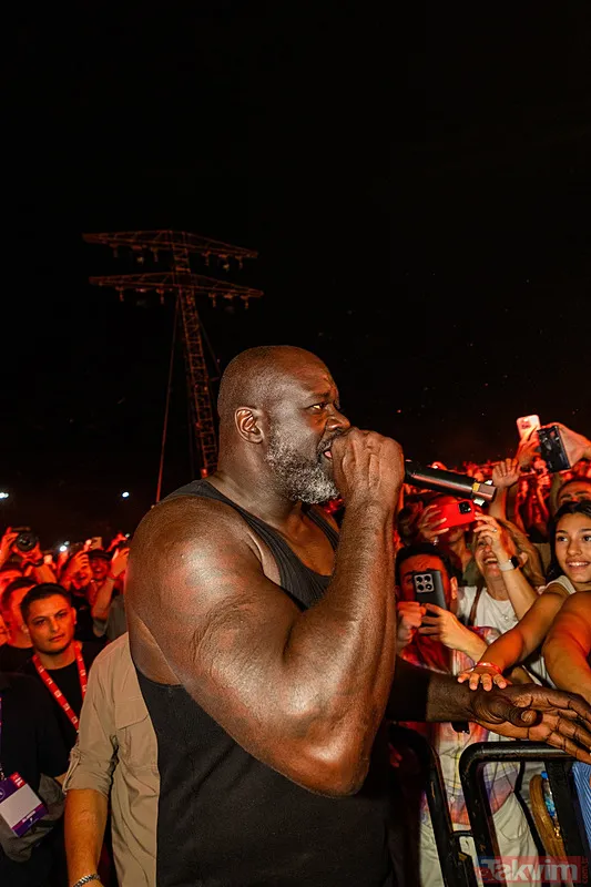 Gecenin Sürprizi İse Dj Diesel'in Manifest Üyeleriyle Birlikte Sahne Alması Oldu.