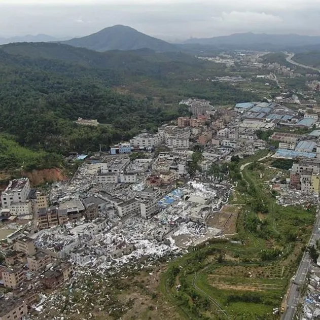 Çin’i kasırga vurdu! 141 fabrikada yıkım: On binlerce kişi evinden oldu! Hasarın boyutu o fotoğraflarda ortaya çıktı