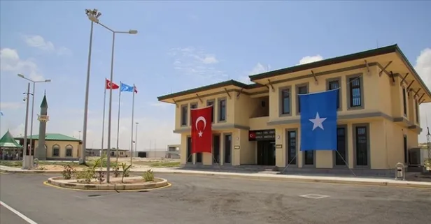 Somali'de Türk üssüne intihar girişimi son anda önlendi!