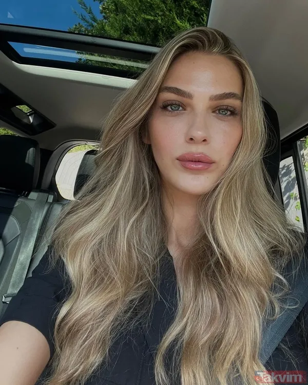 Tatlıses, Şu İfadeleri Kullandı: "Yasemin İkiz Bebek Bekliyor, Bebeklerden Biri Kendisini Saklamış Ve İki Gün Önce Kendisini Gösterdi. Yasemin, 2,5 Aylık...