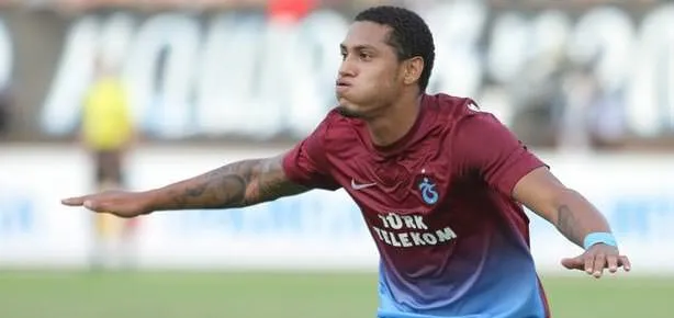 Fırtına gibi başladı