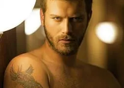 Kuzey çakma Brad Pitt