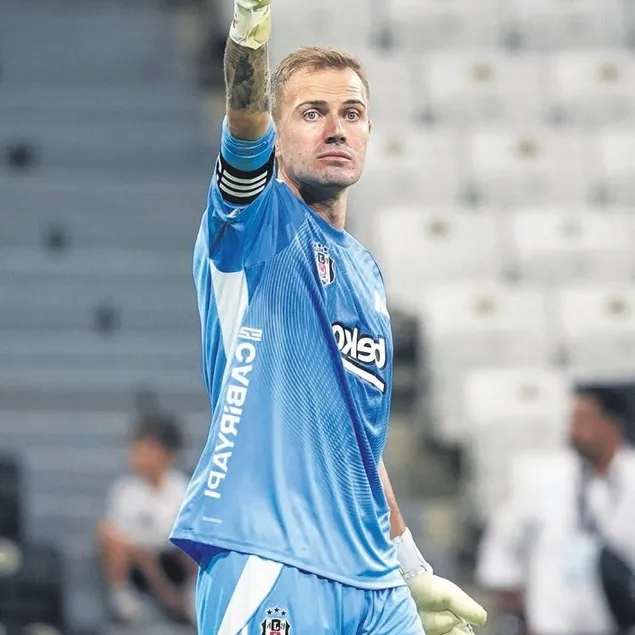 Mert Günok yol ayrımında