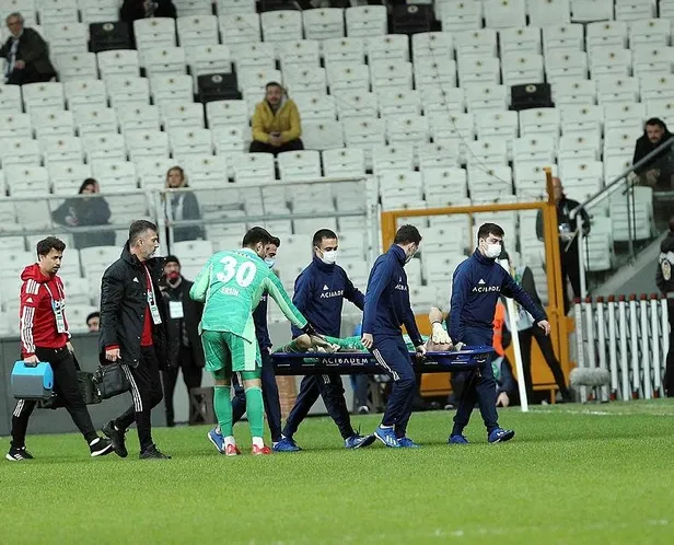 Kara Kartal kendi evinde farkla kaybetti! Taraftardan tepkiler yağdı-9