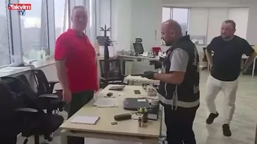 Alihan Kuriş örgütüne baskın anları! Cephanelik ve deste deste döviz çıktı