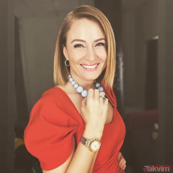 8 yıllık eşi Bülent Şakrak’la yollarını ayırmıştı! Ceyda Düvenci’den “Hayal kırıklığına uğrattın” diyen takipçisine dikkat çeken yanıt! - 13